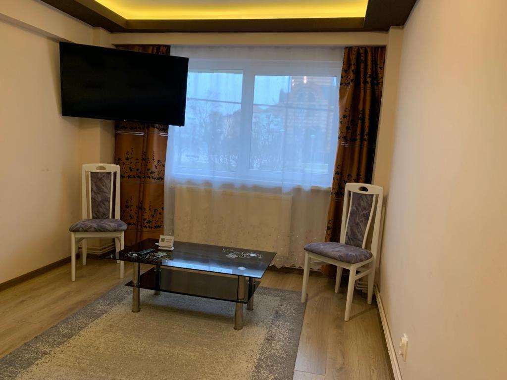 Garsoniera Natalia Apartment Сибиу Екстериор снимка